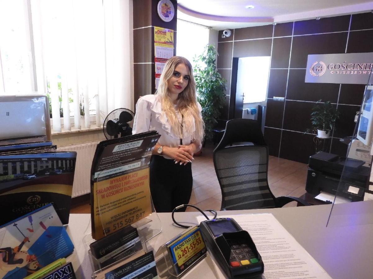 Ostello Gosciniec Biznesowy Dąbrowa Górnicza Esterno foto